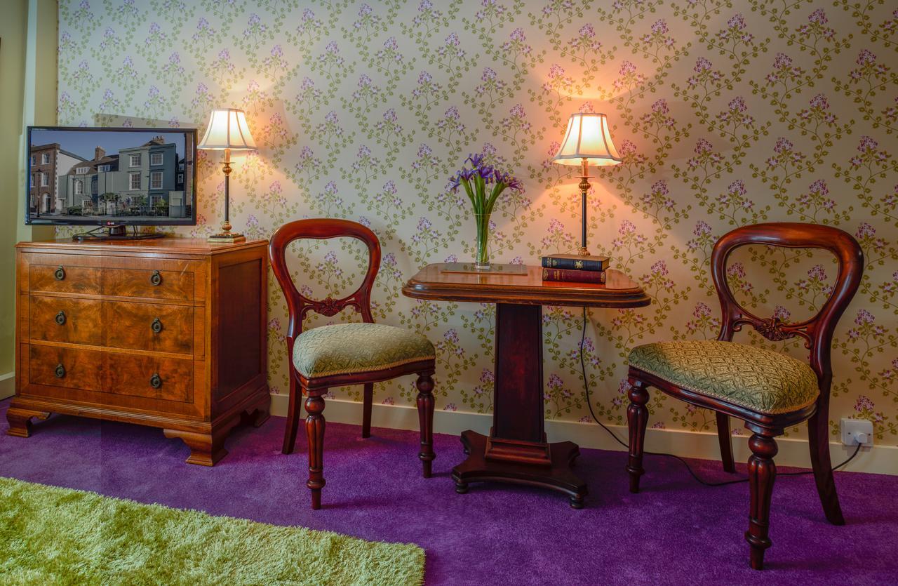 Hotel Ye Spotted Dogge à Portsmouth Extérieur photo